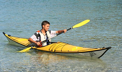 Belle Ile en Mer agency Allain kayak in the sea